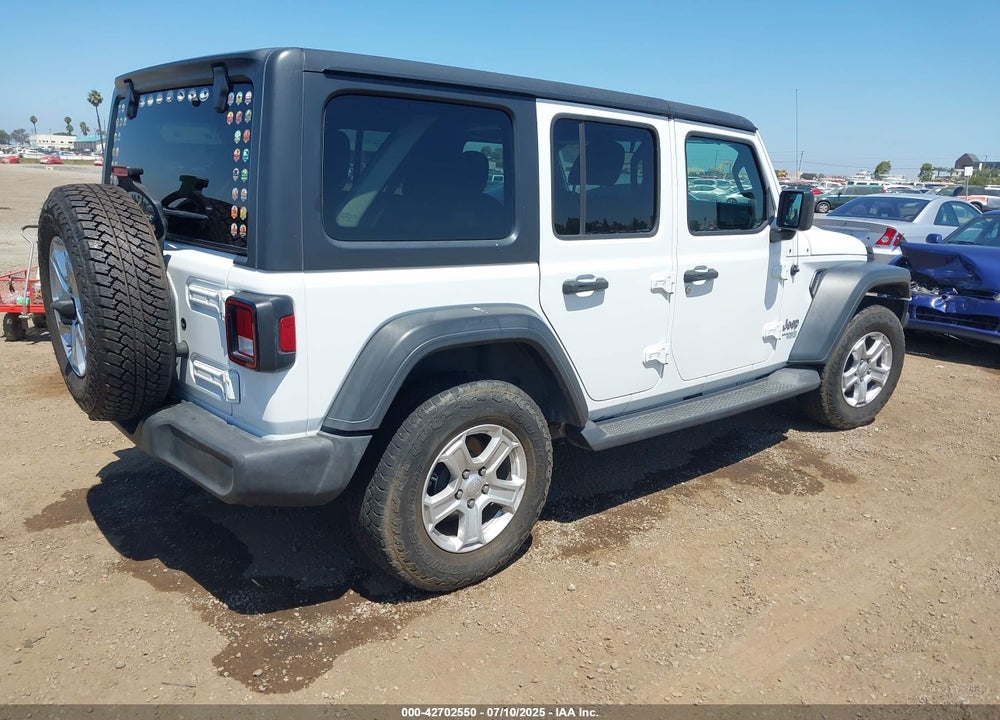 2018 JEEP WRANGLER UNLIMITED VIN: 1C4HJXDG4JW319142