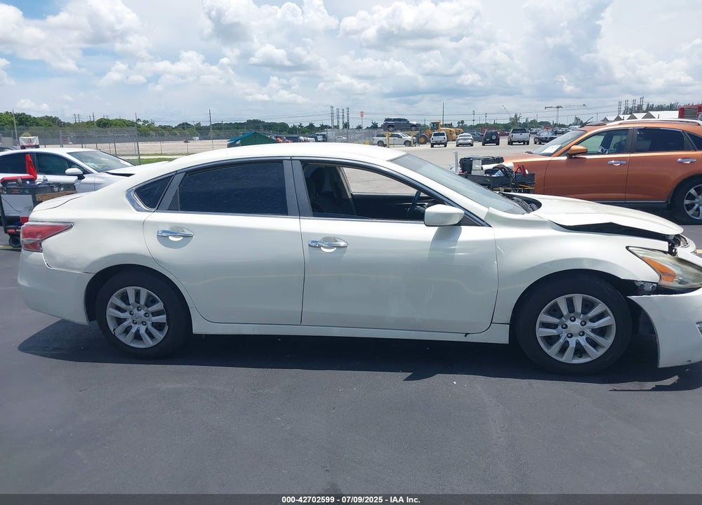 2013 NISSAN ALTIMA VIN: 1N4AL3AP8DN536881