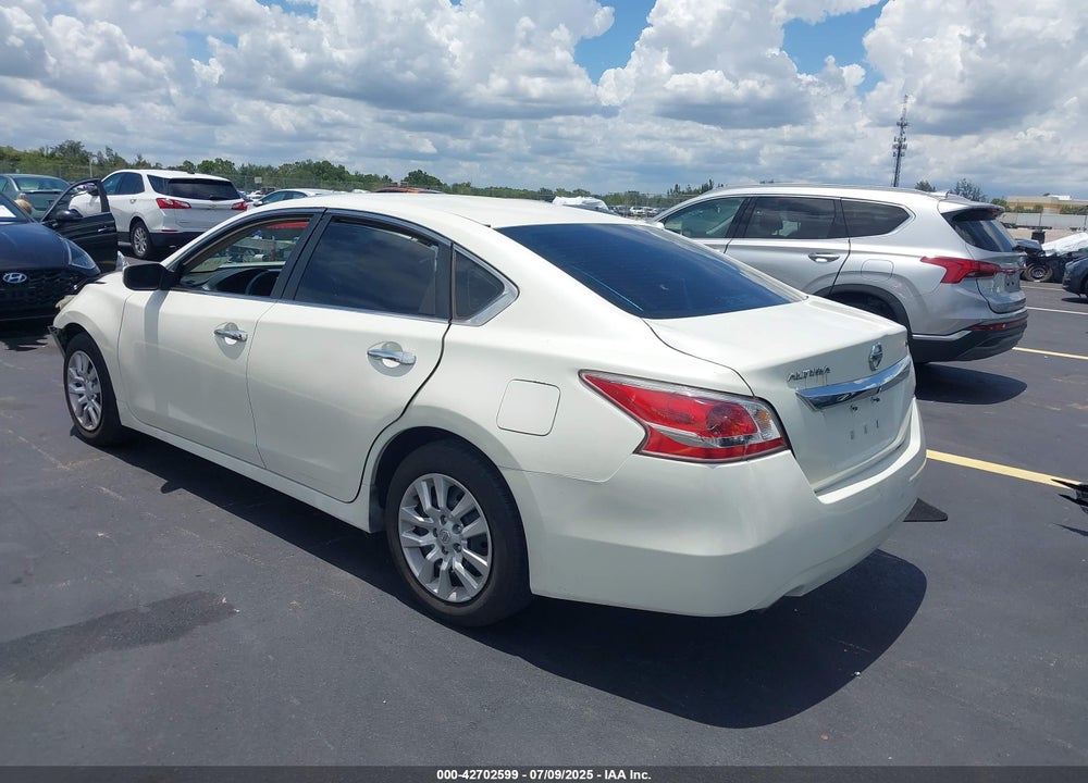 2013 NISSAN ALTIMA VIN: 1N4AL3AP8DN536881