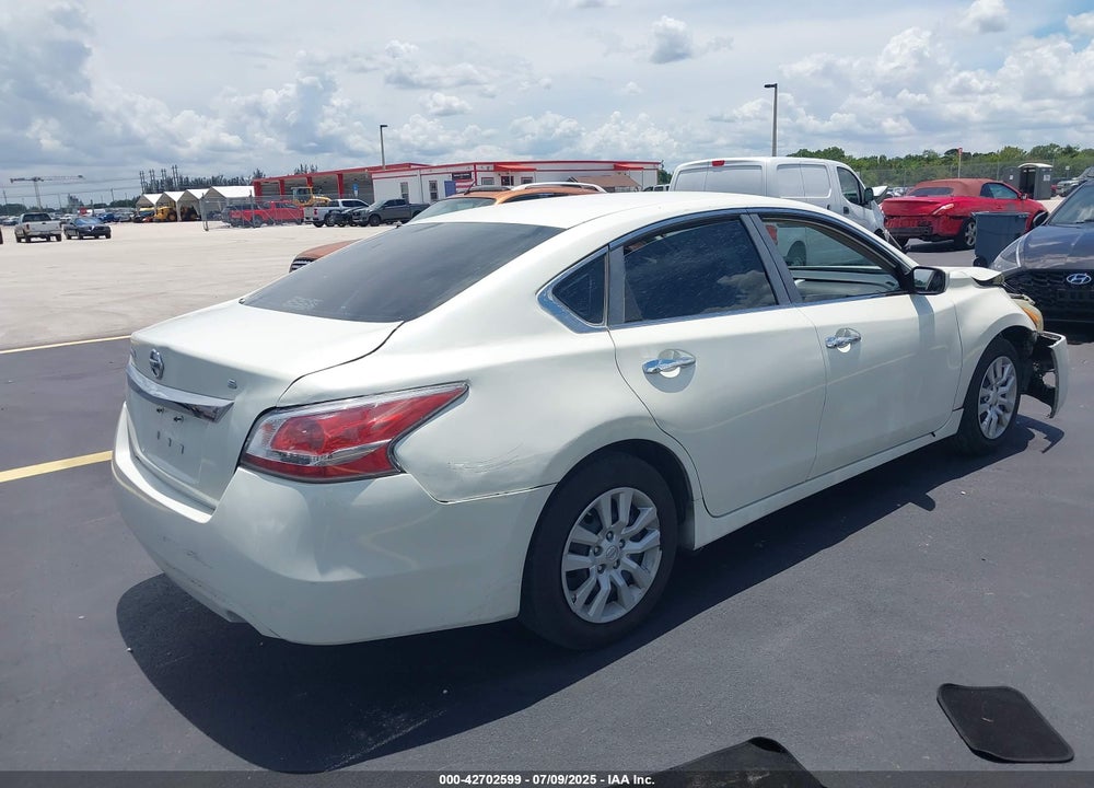 2013 NISSAN ALTIMA VIN: 1N4AL3AP8DN536881
