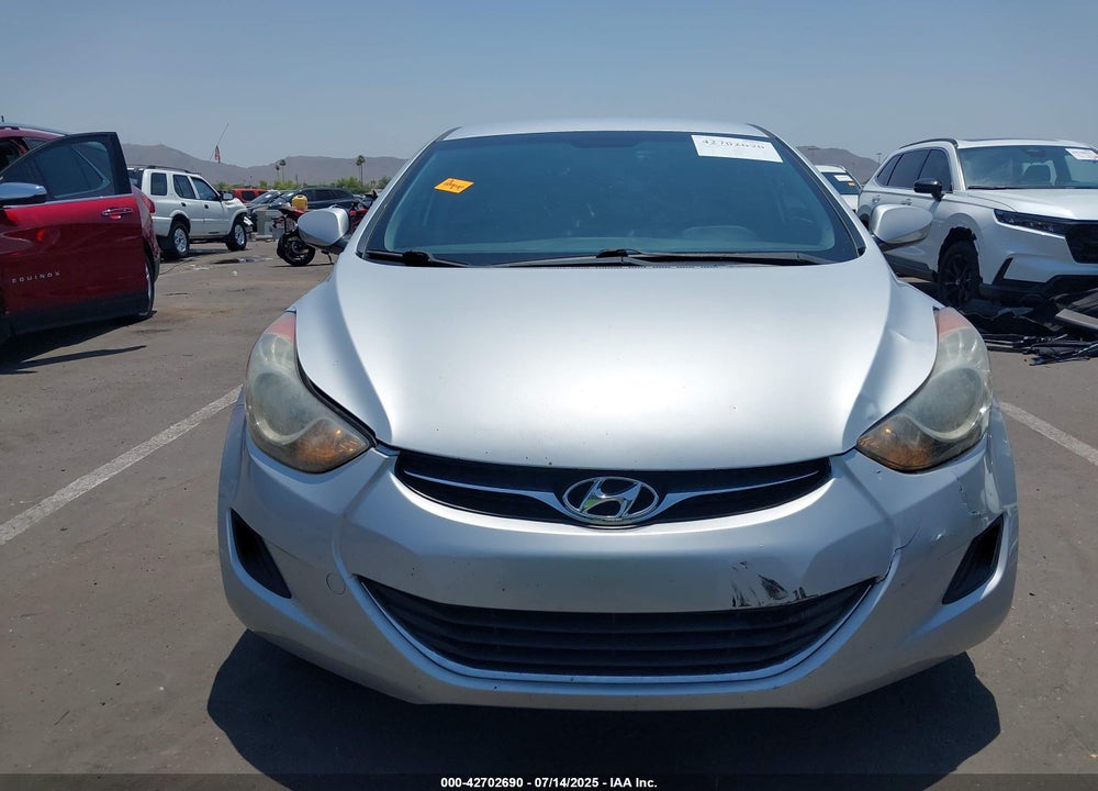 2012 HYUNDAI ELANTRA VIN: 5NPDH4AE8CH068324