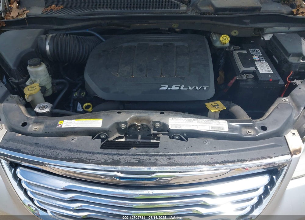 2012 CHRYSLER TOWN & COUNTRY TOURING VIN: 2C4RC1BG9CR126818
