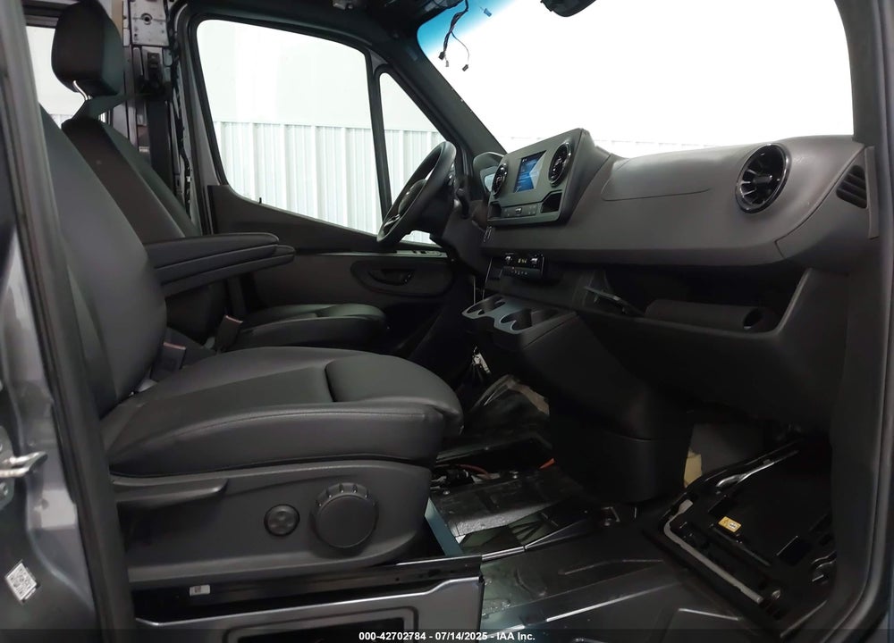 2023 MERCEDES-BENZ SPRINTER 2500 STANDARD ROOF 4-CYL DIESEL HO VIN: W1Y4NBVY7PT155260