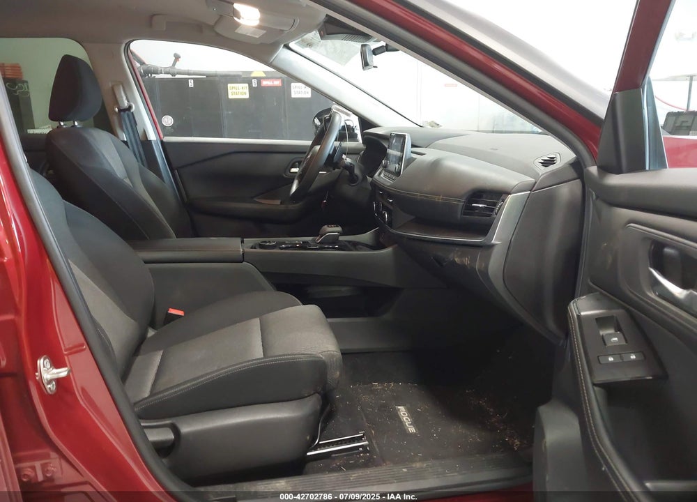 2024 NISSAN ROGUE VIN: JN8BT3BB9RW172073