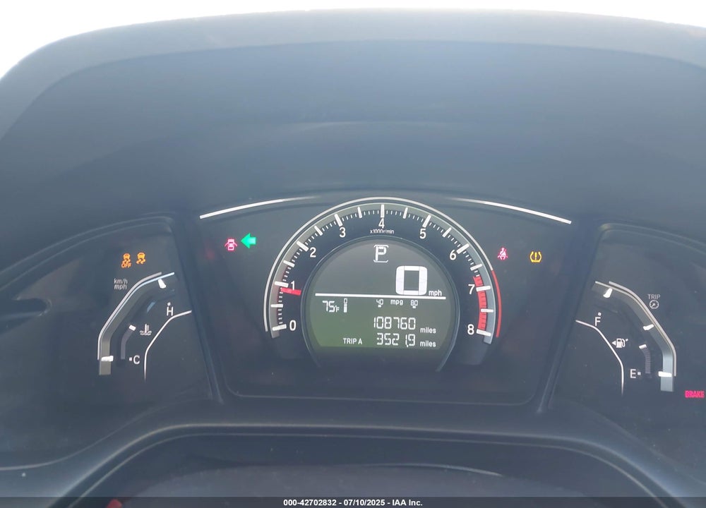 2016 HONDA CIVIC VIN: 2HGFC4B05GH305409