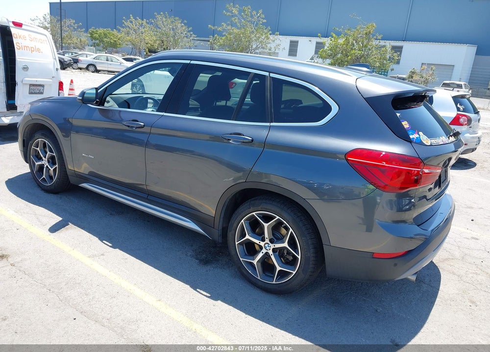 2017 BMW X1 VIN: WBXHT3C39H5F70293