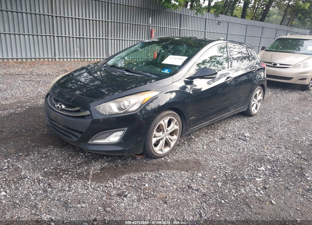 2014 HYUNDAI ELANTRA GT VIN: KMHD35LH1EU177482