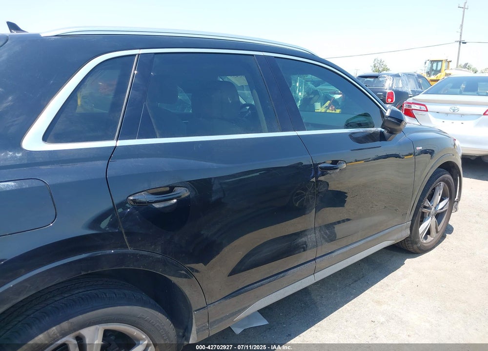 2020 AUDI Q3 VIN: WA1EECF3XL1034322