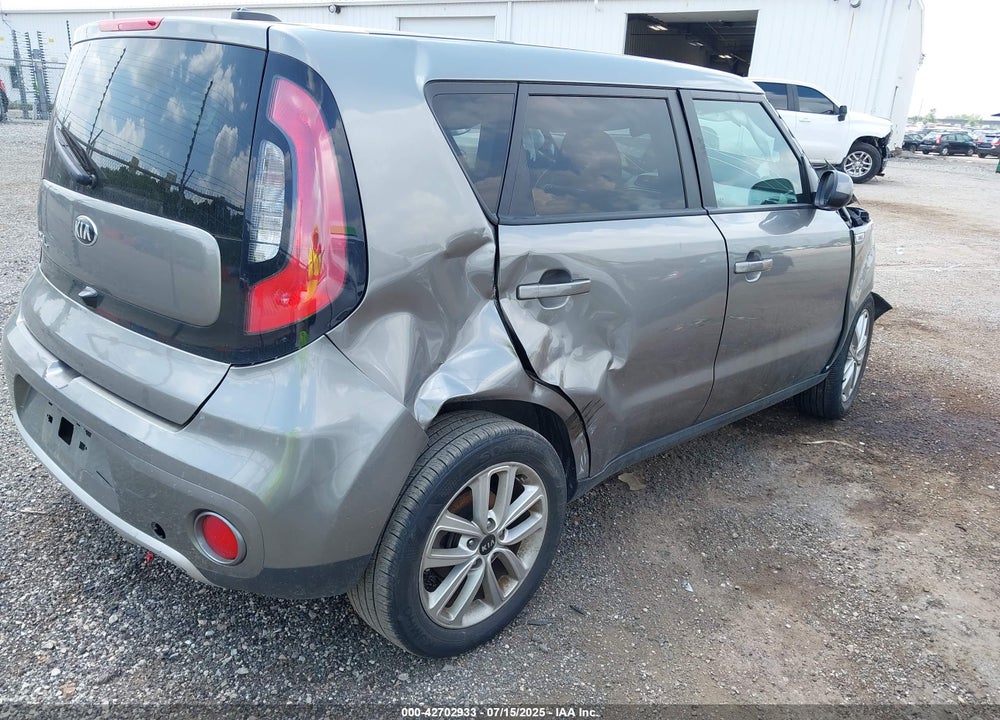 2018 KIA SOUL VIN: KNDJP3A57J7552650