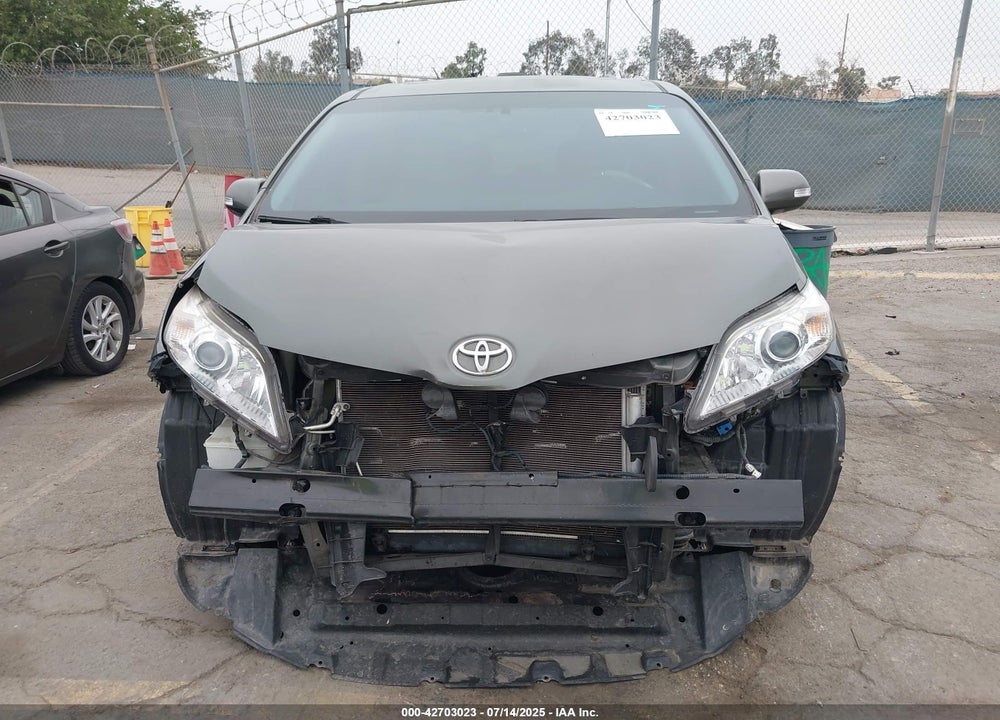 2013 TOYOTA SIENNA LIMITED 7 PASSENGER VIN: 5TDDK3DC6DS059963