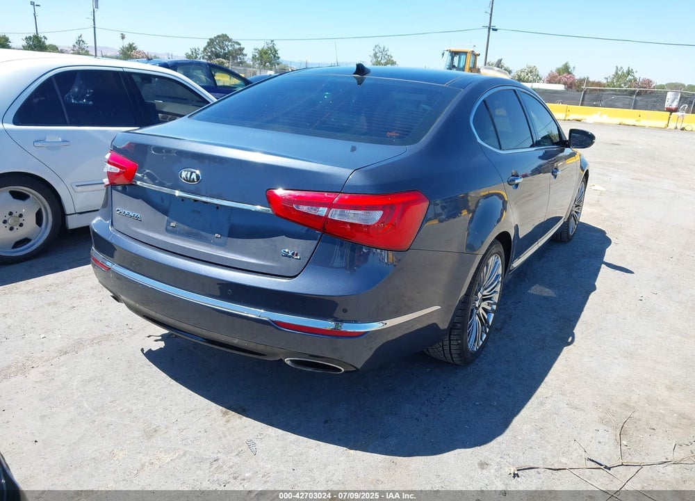 2014 KIA CADENZA VIN: KNALN4D72E5157257
