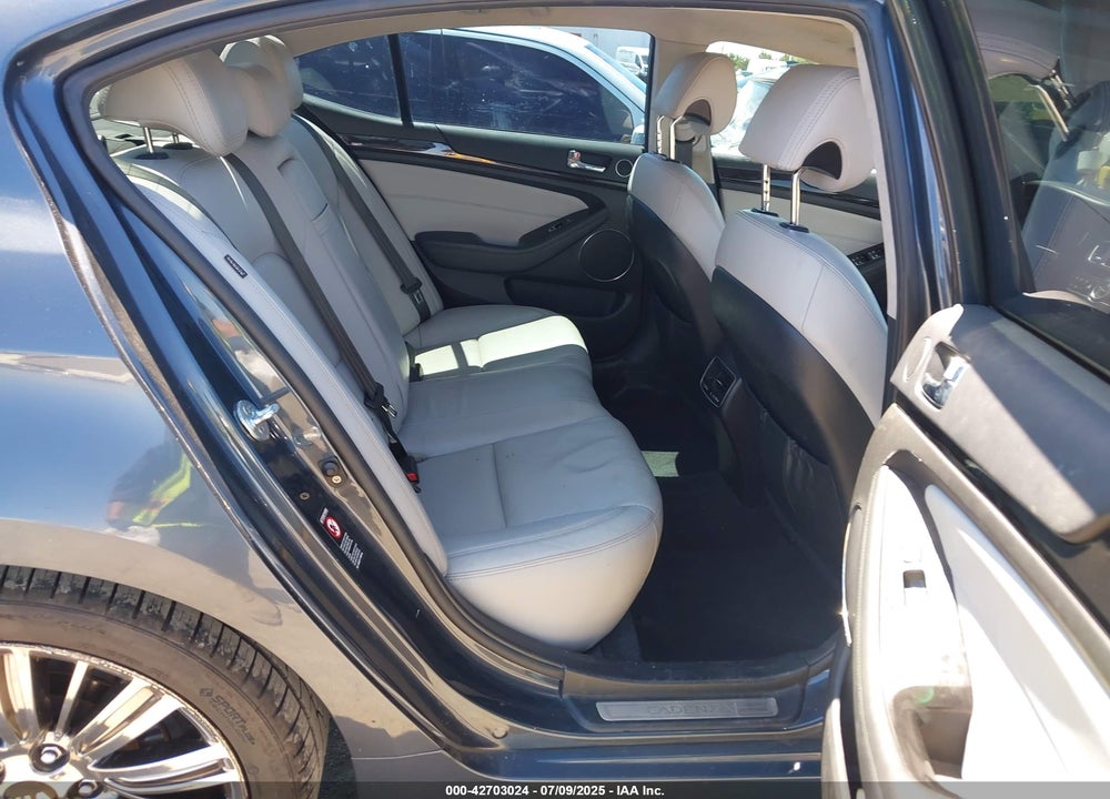 2014 KIA CADENZA VIN: KNALN4D72E5157257