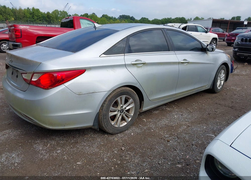 2013 HYUNDAI SONATA VIN: 5NPEB4AC0DH594694