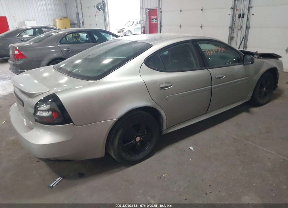 2008 PONTIAC GRAND PRIX VIN: 2G2WP552781181809