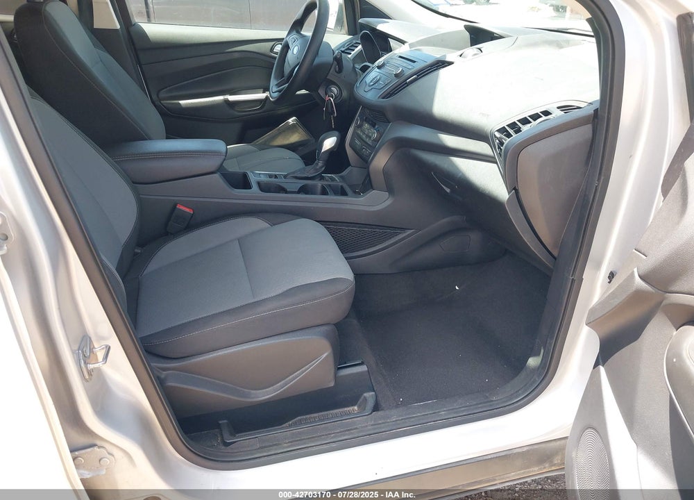 2018 FORD ESCAPE VIN: 1FMCU0GD0JUA74048