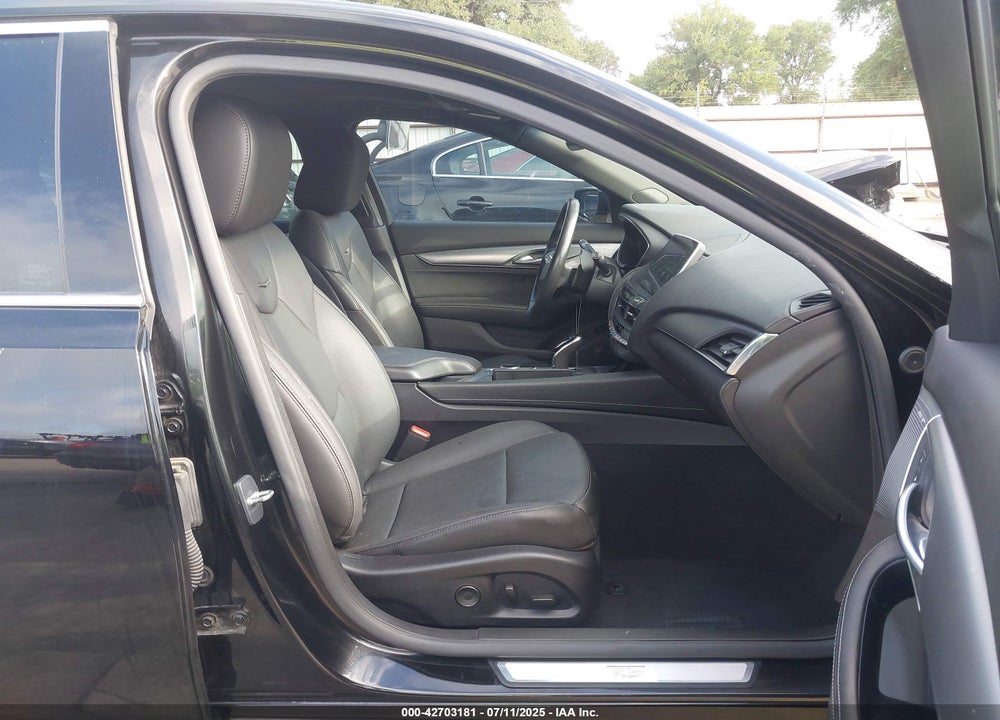 2023 CADILLAC CT5 VIN: 1G6DN5RW7P0135982