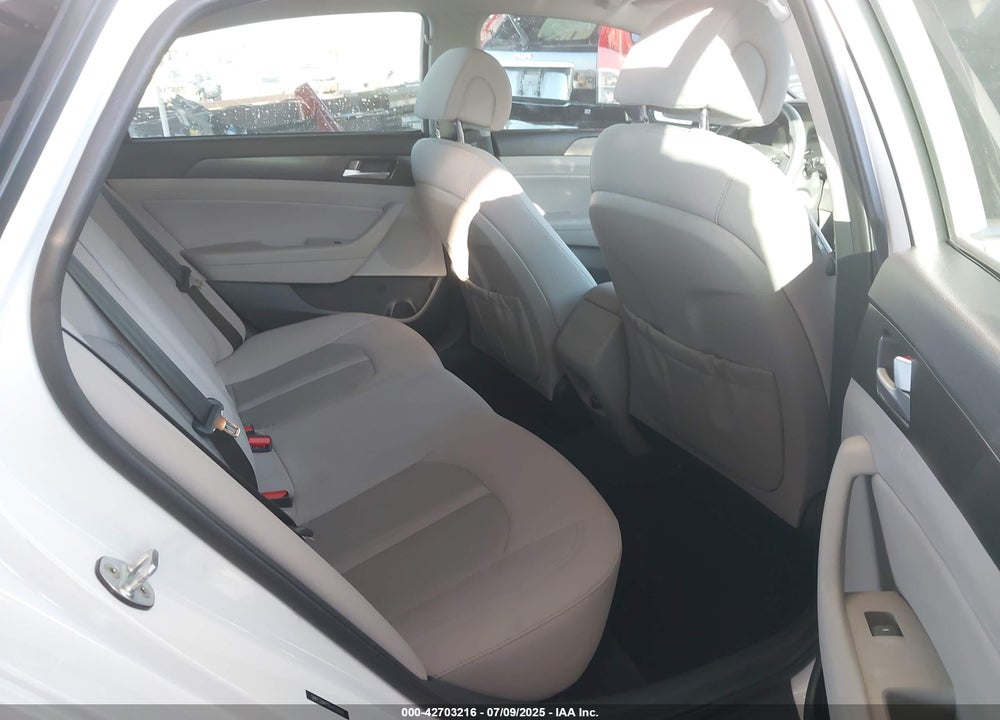 2017 HYUNDAI SONATA VIN: 5NPE34AF9HH479928