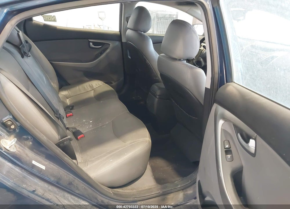 2014 HYUNDAI ELANTRA VIN: KMHDH4AE0EU065437