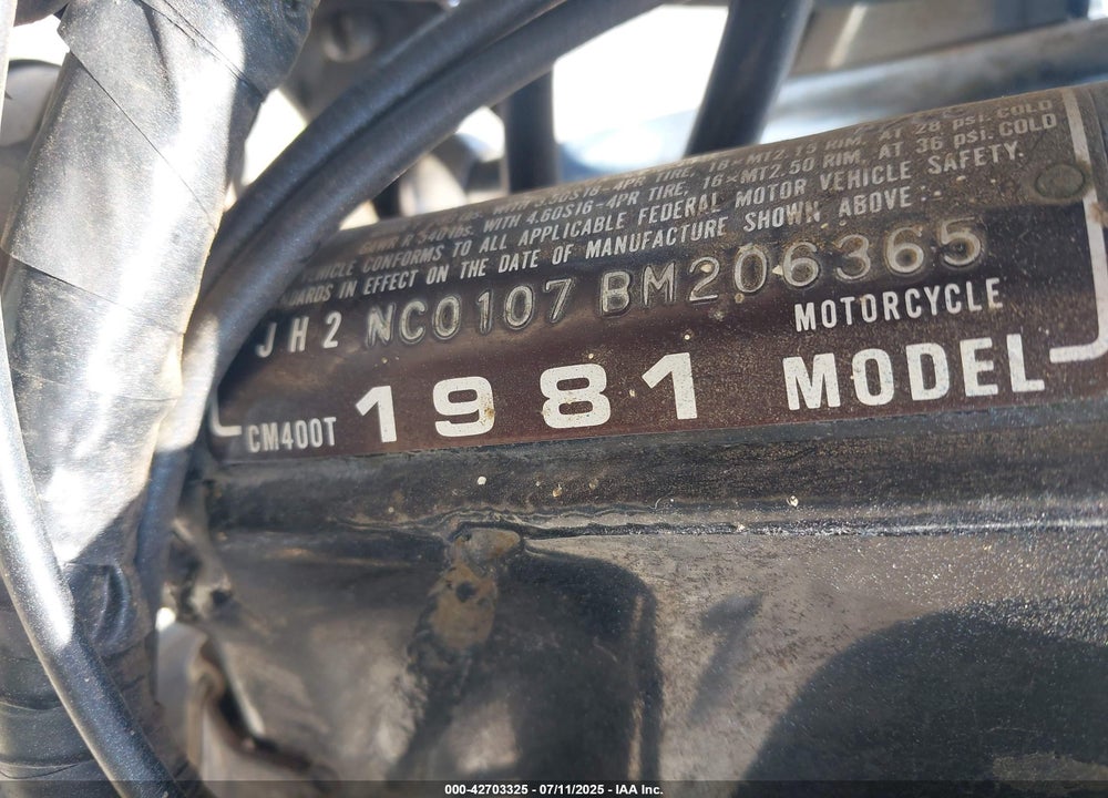 1981 HONDA CM400 T VIN: JH2NC0107BM206365