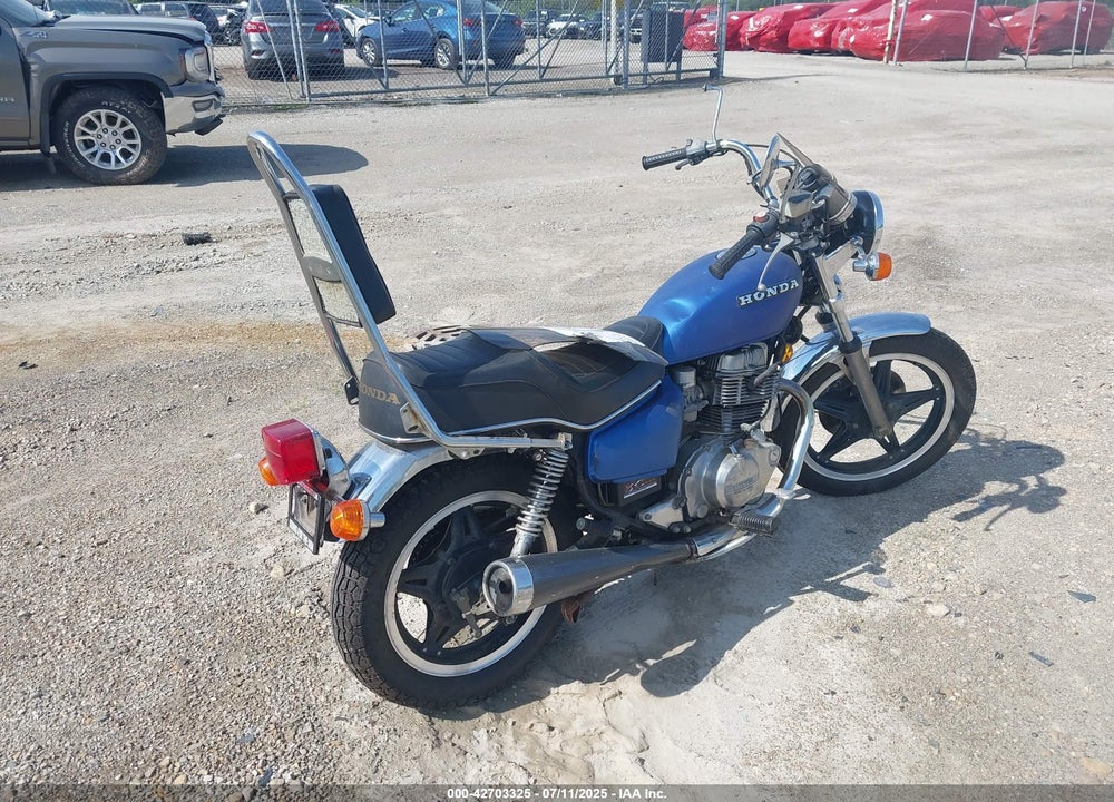 1981 HONDA CM400 T VIN: JH2NC0107BM206365