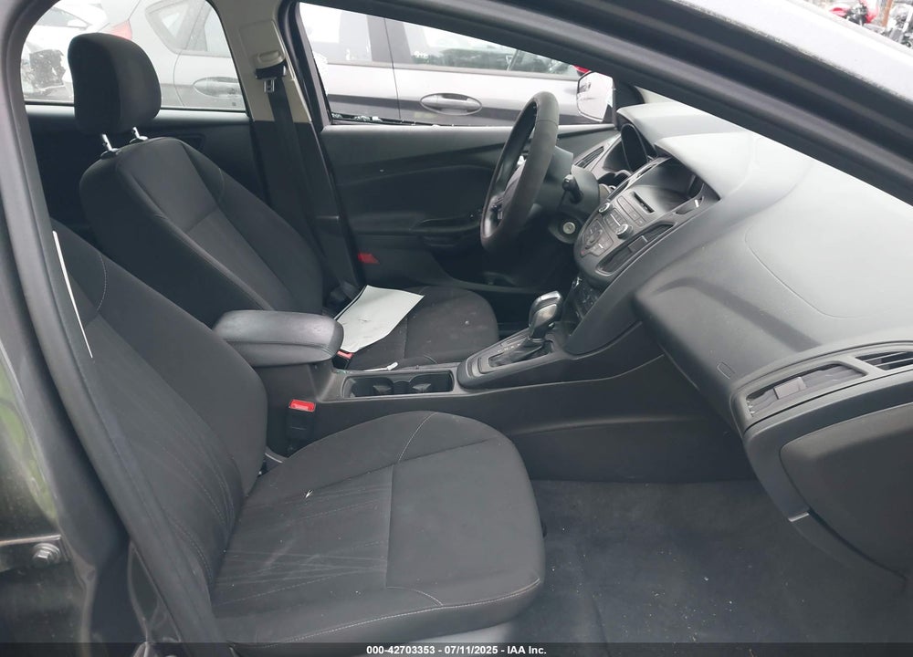 2015 FORD FOCUS VIN: 1FADP3K26FL342515