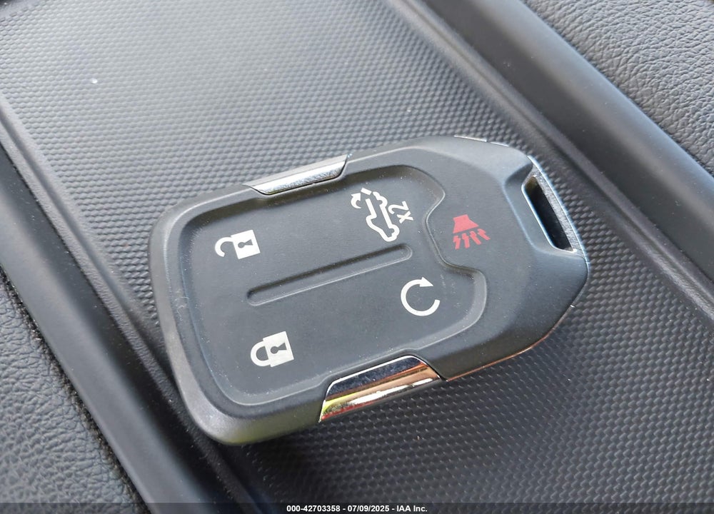 2021 CHEVROLET SILVERADO VIN: 1GCUYEED2MZ282579