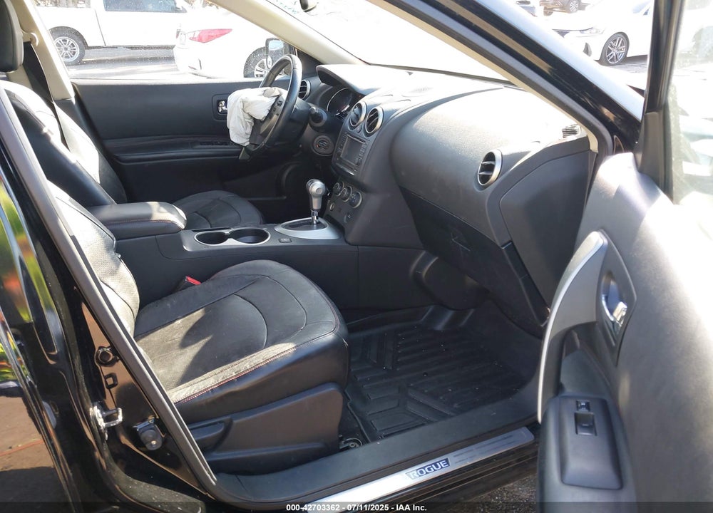 2013 NISSAN ROGUE SV W/SL PKG VIN: JN8AS5MT0DW008736