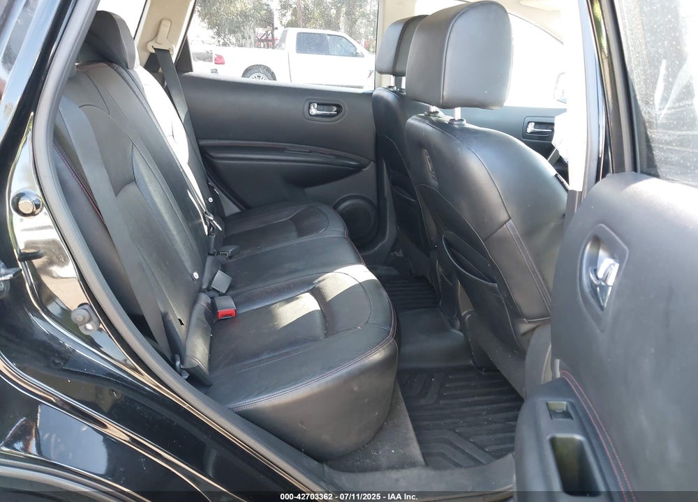 2013 NISSAN ROGUE SV W/SL PKG VIN: JN8AS5MT0DW008736