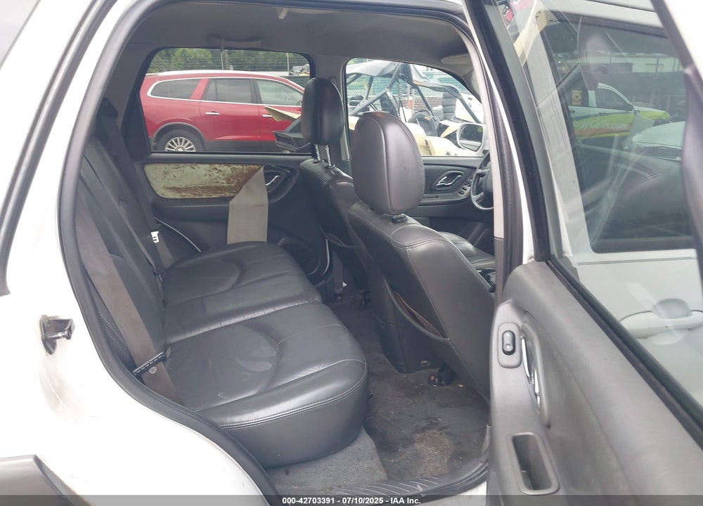 2005 MAZDA TRIBUTE I VIN: 4F2YZ92Z75KM42150