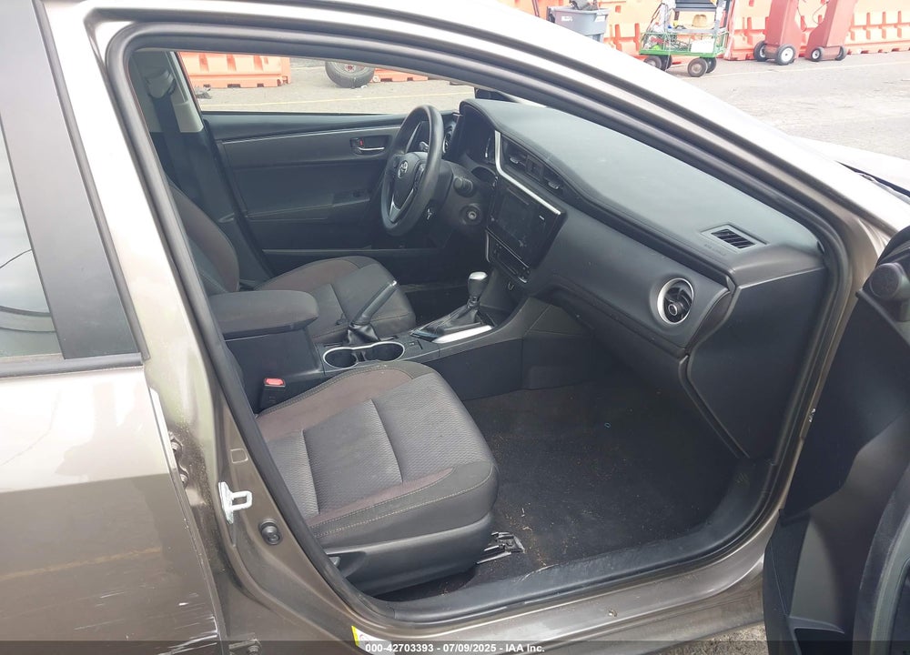 2017 TOYOTA COROLLA VIN: 2T1BURHE6HC757097
