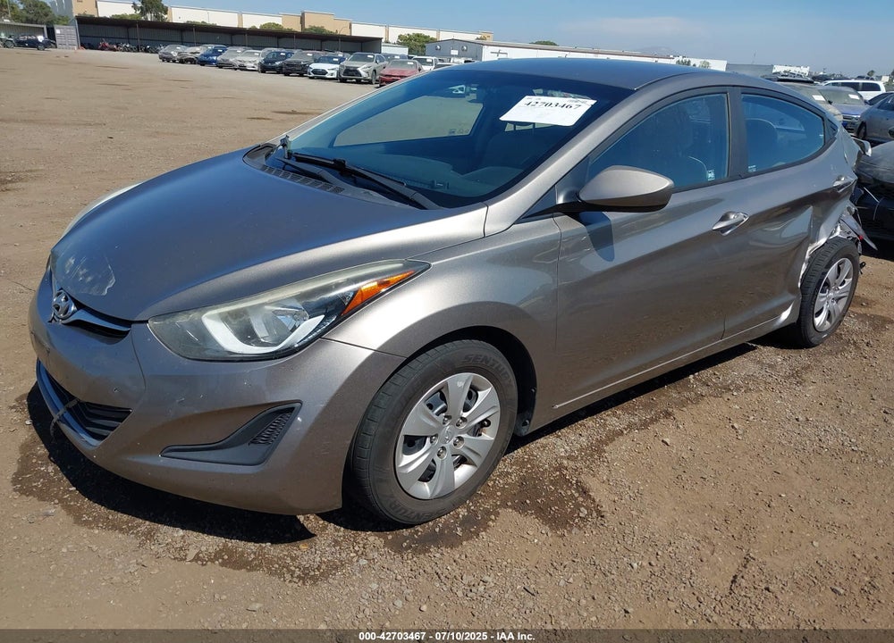2016 HYUNDAI ELANTRA VIN: 5NPDH4AE4GH778097