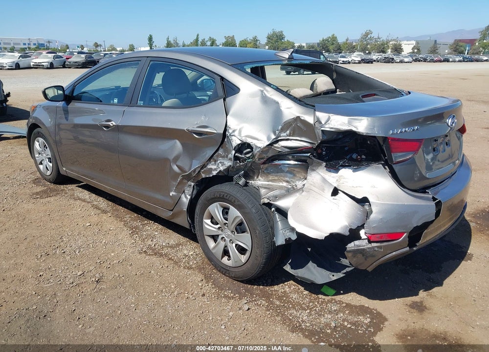 2016 HYUNDAI ELANTRA VIN: 5NPDH4AE4GH778097