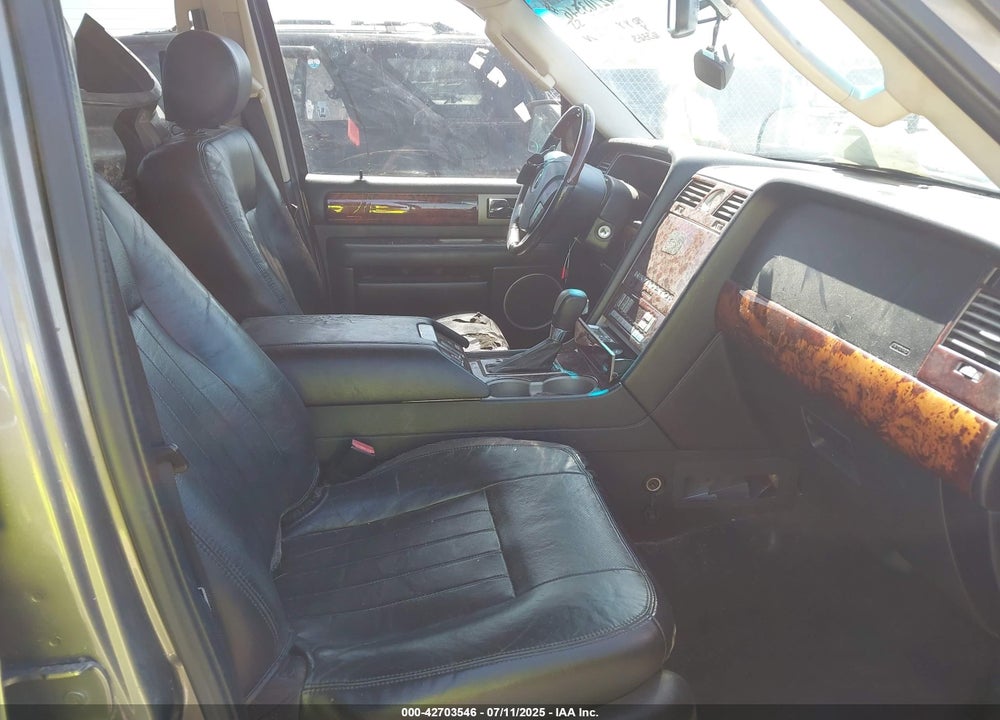 2003 LINCOLN NAVIGATOR VIN: 5LMFU28R63LJ36559