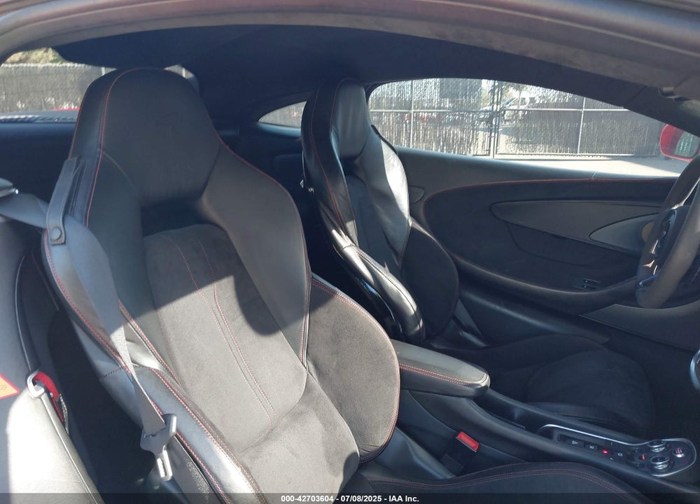 2017 MCLAREN 570S VIN: SBM13DAA1HW004116