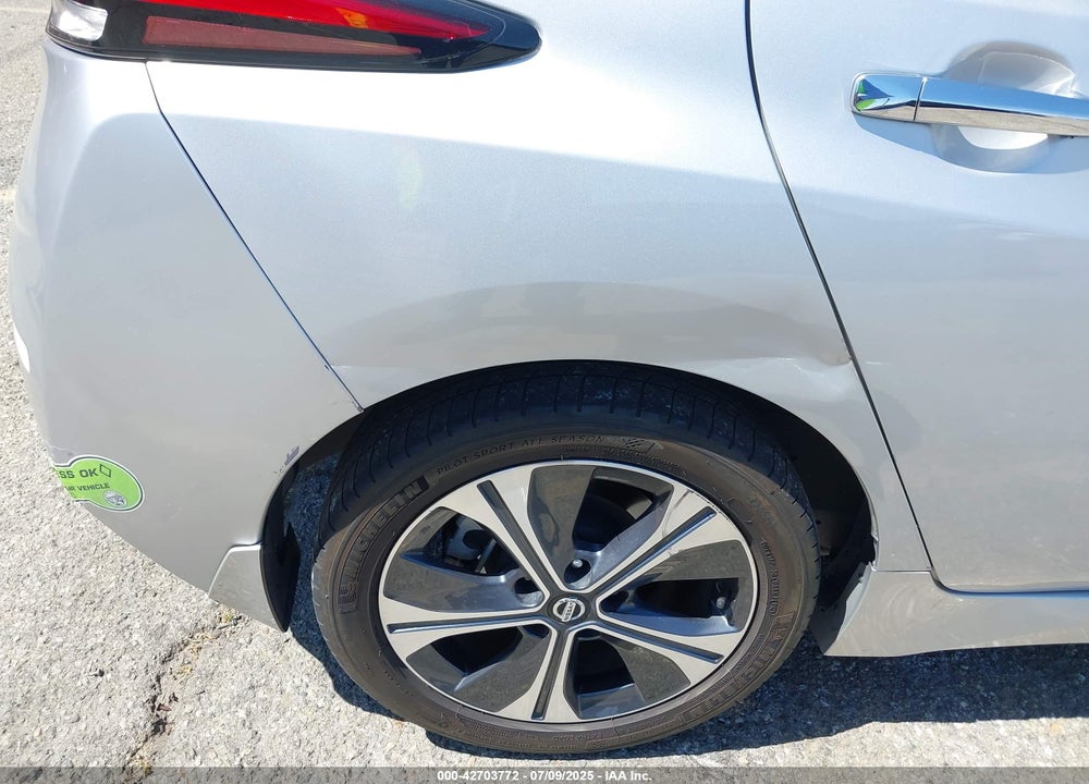 2020 NISSAN LEAF VIN: 1N4AZ1CP4LC302313