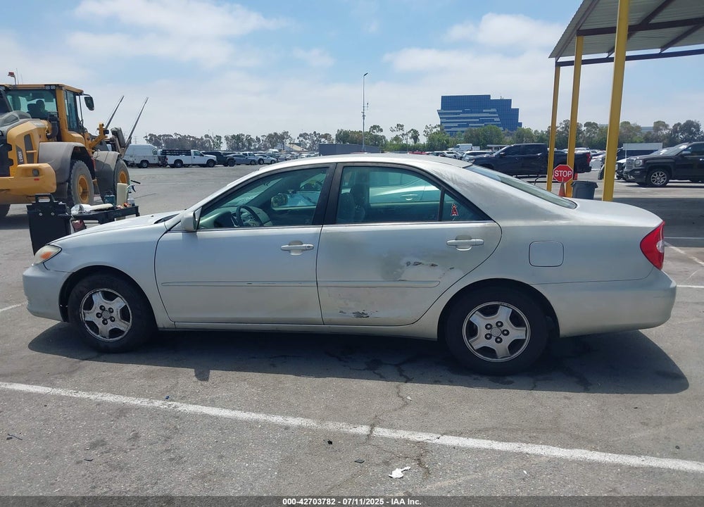 2002 TOYOTA CAMRY LE V6 VIN: 4T1BF32K52U540233