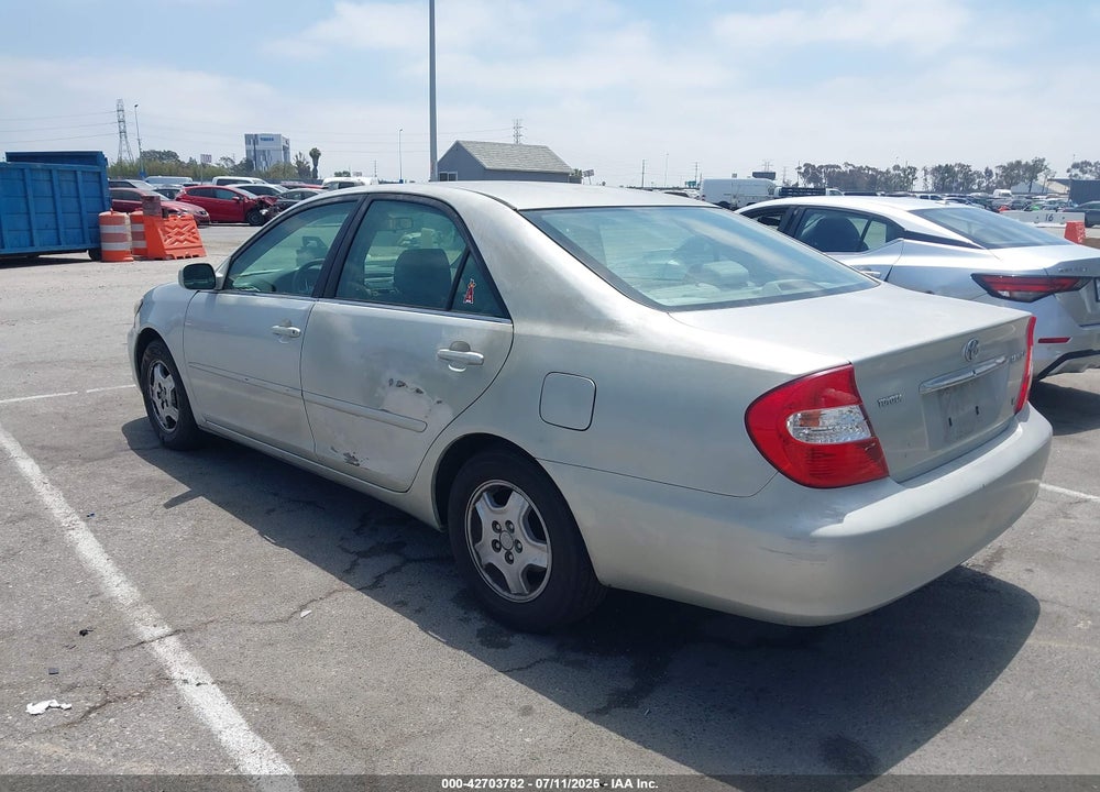 2002 TOYOTA CAMRY LE V6 VIN: 4T1BF32K52U540233