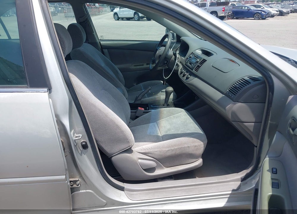2002 TOYOTA CAMRY LE V6 VIN: 4T1BF32K52U540233