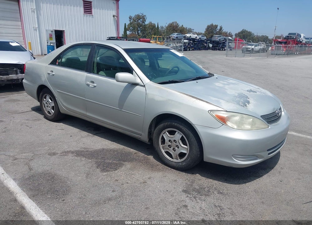 2002 TOYOTA CAMRY LE V6 VIN: 4T1BF32K52U540233