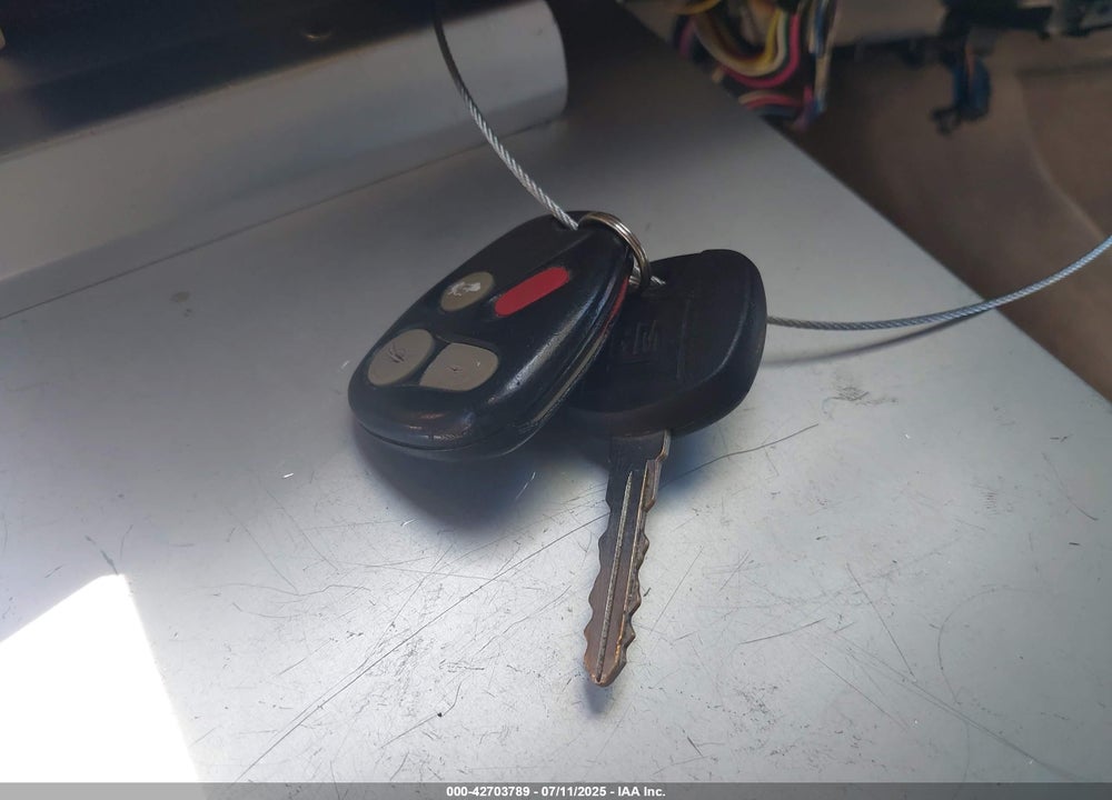 2002 CHEVROLET IMPALA VIN: 2G1WF52E729358440