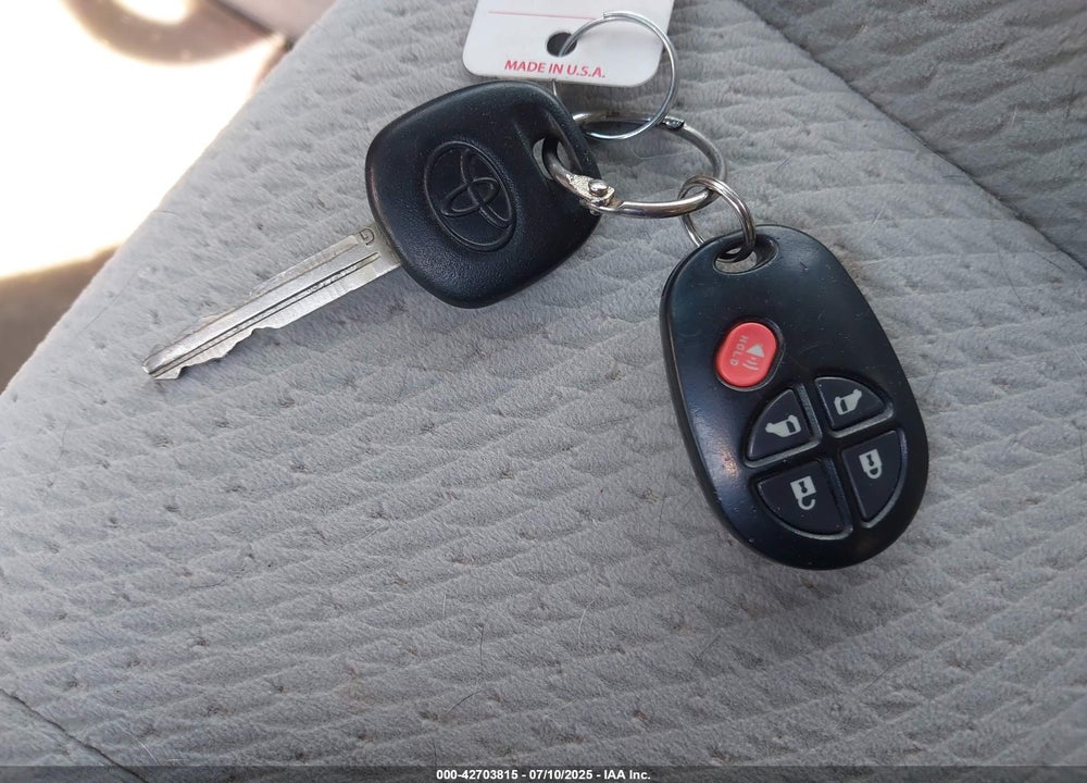 2012 TOYOTA SIENNA LE 7 PASSENGER VIN: 5TDJK3DC3CS037713