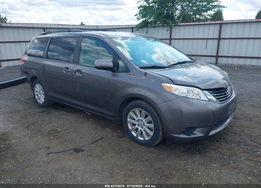 2012 TOYOTA SIENNA LE 7 PASSENGER VIN: 5TDJK3DC3CS037713
