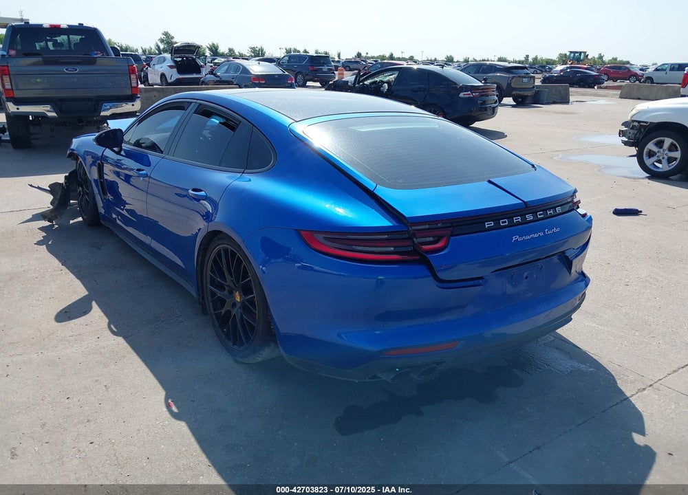 2017 PORSCHE PANAMERA VIN: WP0AF2A76HL152742