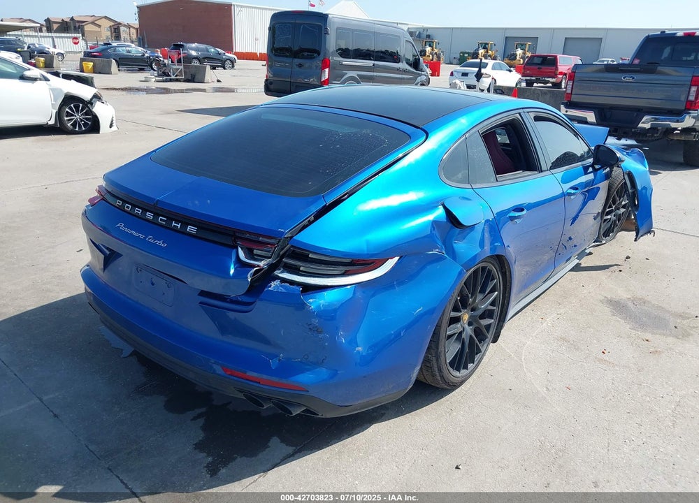 2017 PORSCHE PANAMERA VIN: WP0AF2A76HL152742