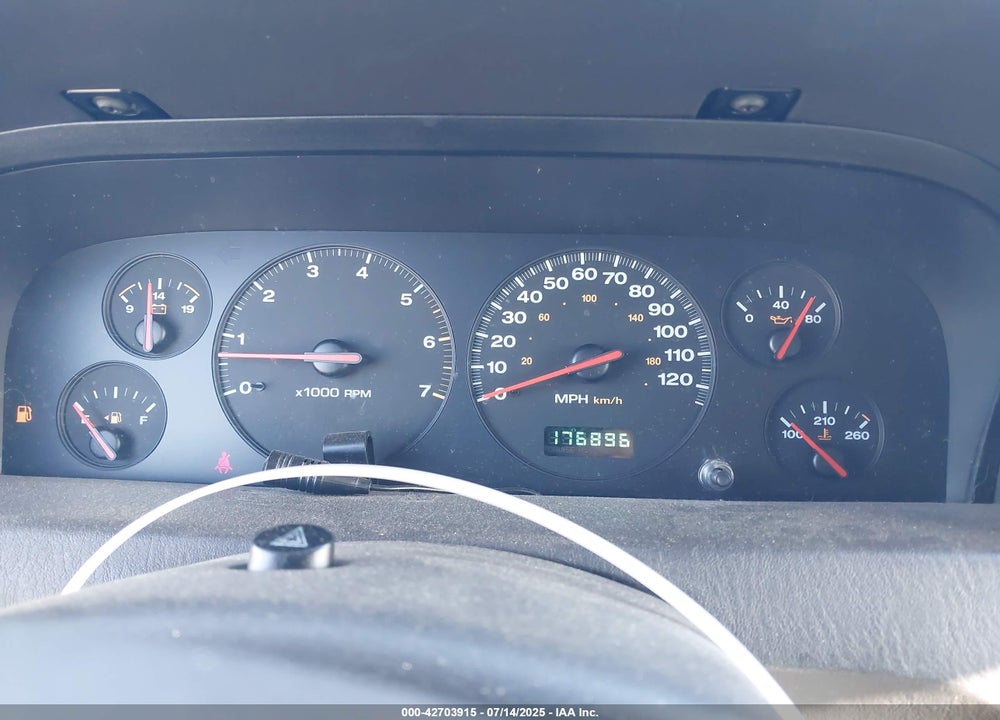 2001 JEEP GRAND CHEROKEE LAREDO VIN: 1J4GW48N31C727194