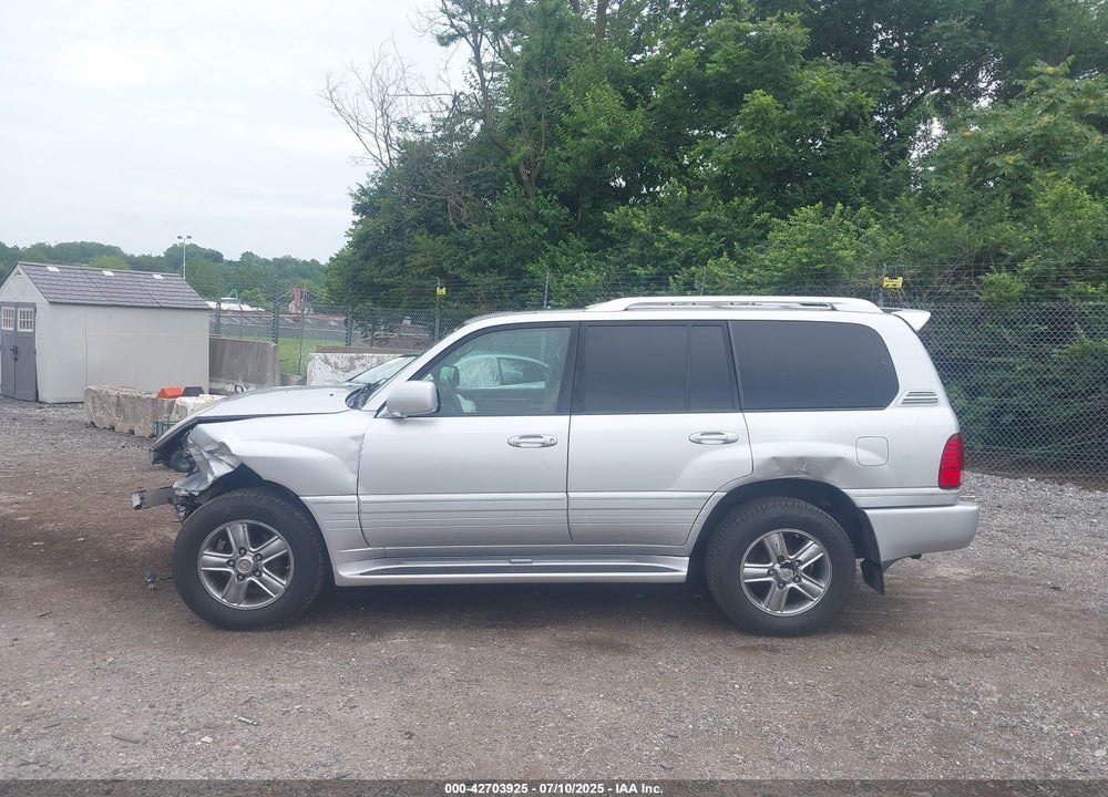 2006 LEXUS LX 470 VIN: JTJHT00W664018077