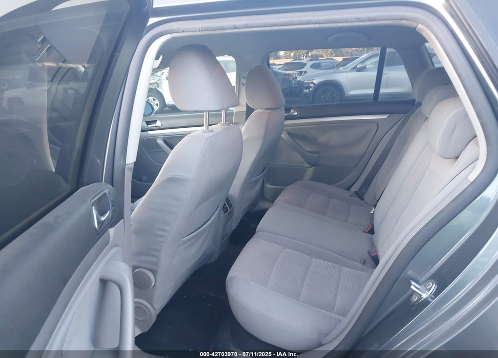 2009 VOLKSWAGEN JETTA VIN: 3VWKZ71K39M295397