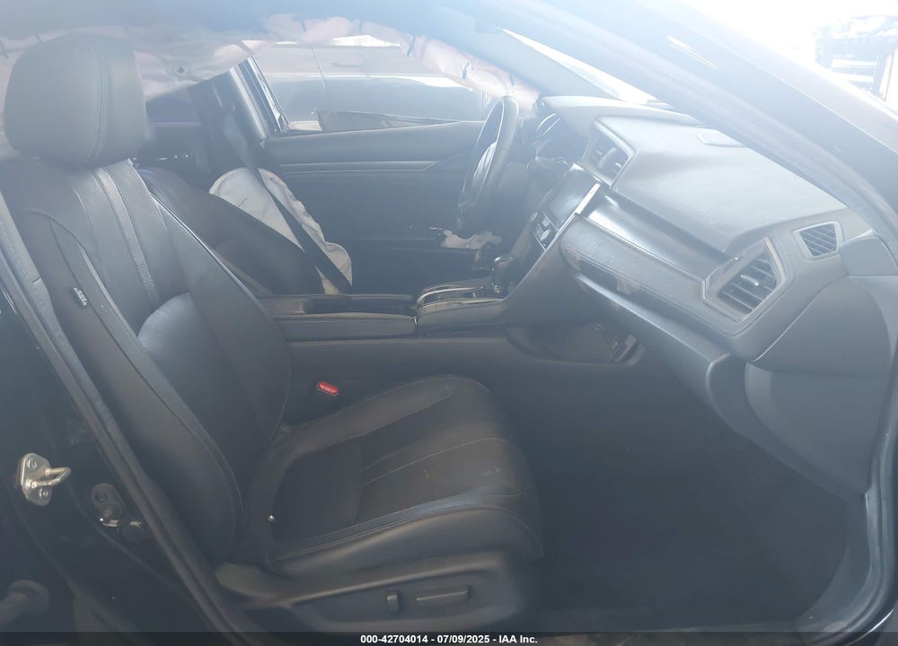 2018 HONDA CIVIC VIN: SHHFK7H93JU420143