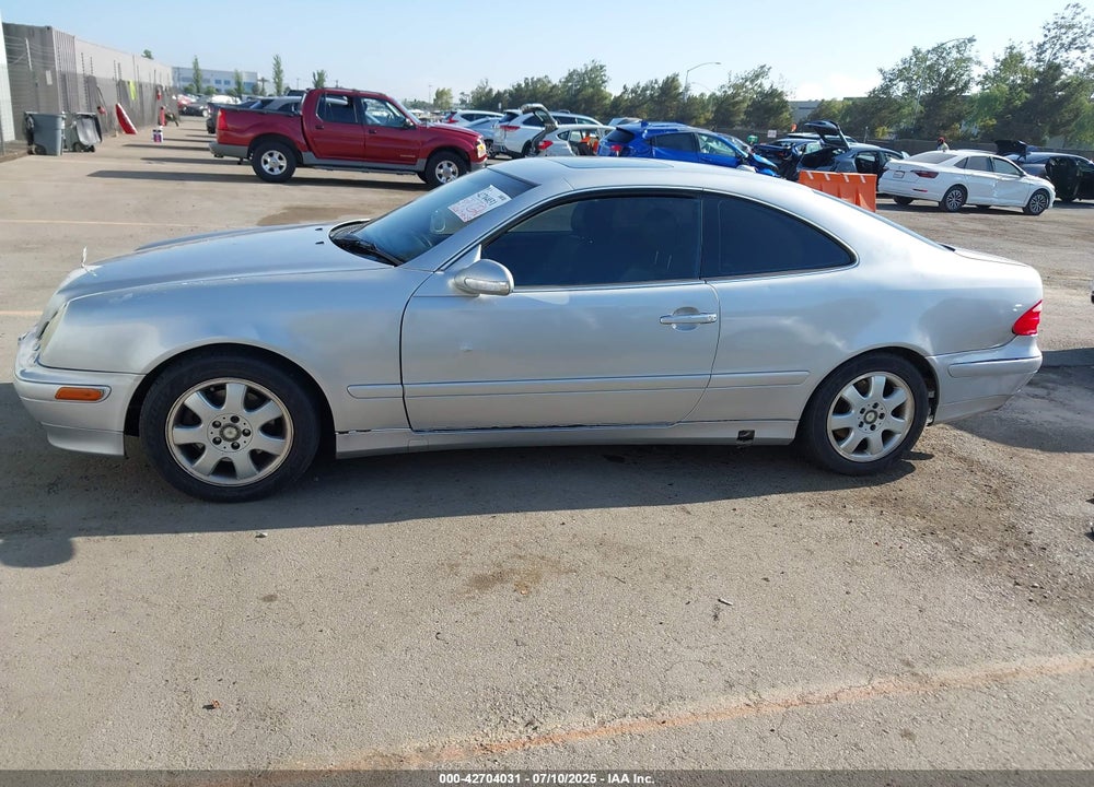 2001 MERCEDES-BENZ CLK 320 VIN: WDBLJ65G51T059868