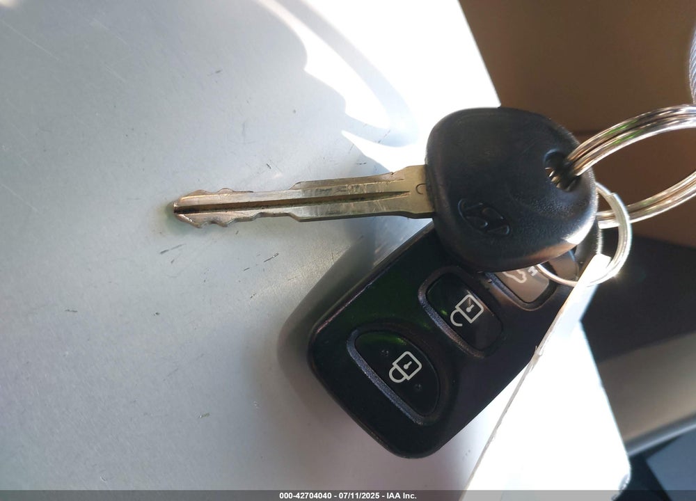 2011 HYUNDAI ELANTRA VIN: 5NPDH4AE3BH012760